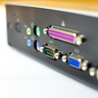 Dockingstationen & USB-Hubs